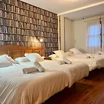 فندق Hotel Eriste إريسته