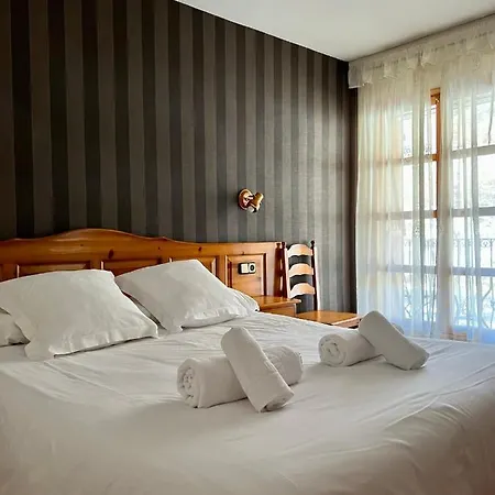 Hotel Eriste 호텔 2*