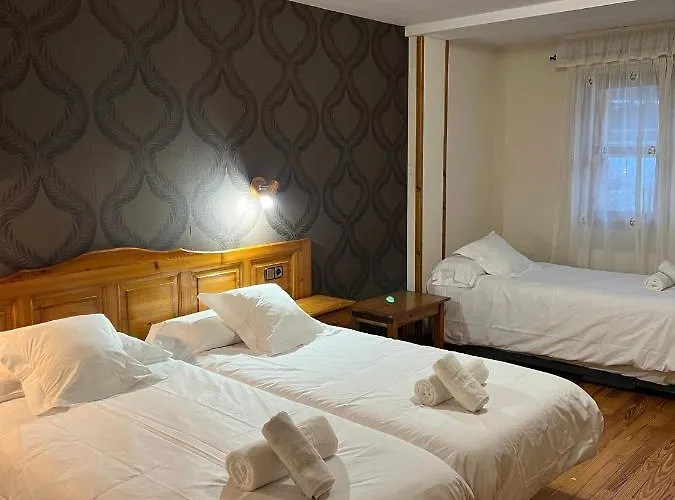 Hotel Eriste Hotell 2*